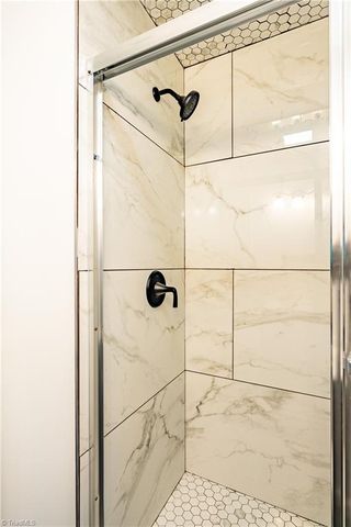 624 W Harrison Street, Reidsville, NC 27320