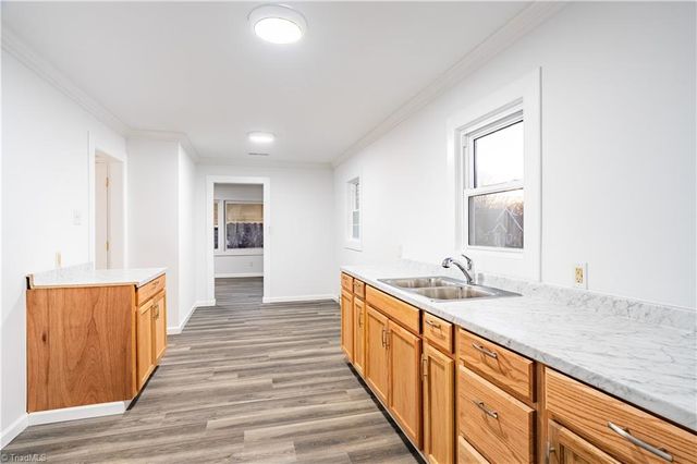 624 W Harrison Street, Reidsville, NC 27320