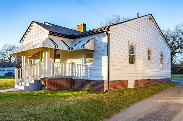 624 W Harrison Street, Reidsville, NC 27320