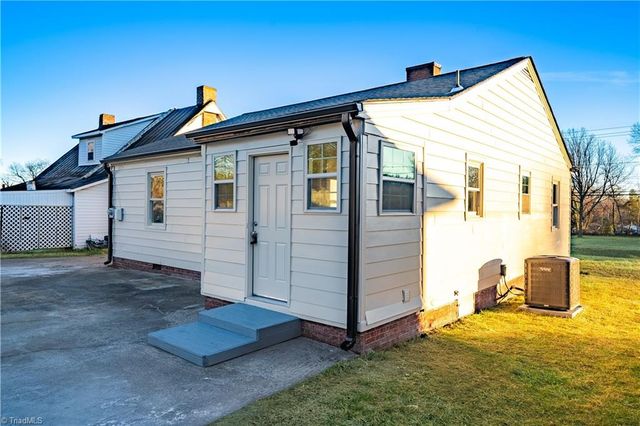 624 W Harrison Street, Reidsville, NC 27320