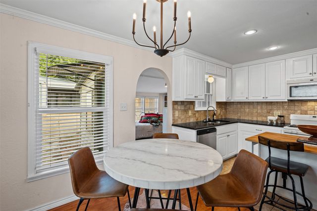 3800 Lafayette Avenue, Fort Worth, TX 76107