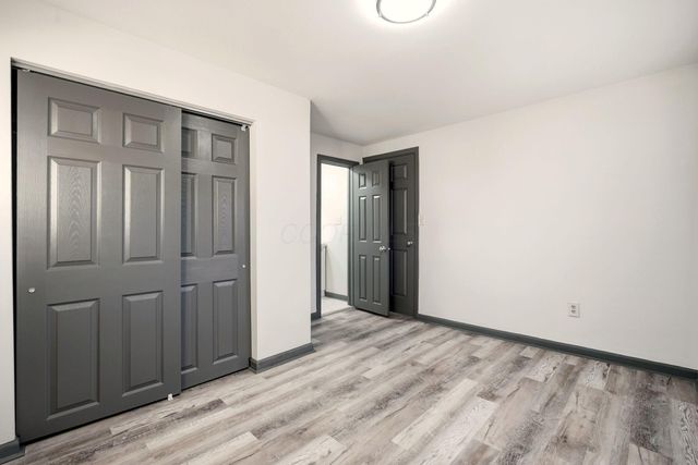 879 E 4th Avenue, Columbus, OH 43201