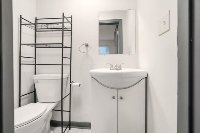 879 E 4th Avenue, Columbus, OH 43201