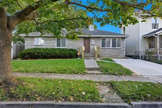 879 E 4th Avenue, Columbus, OH 43201