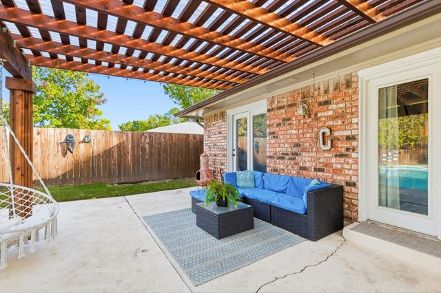 2705 Chebi Lane, Denton, TX 76209