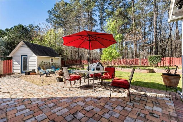 4363 Pond Edge Road, Snellville, GA 30039