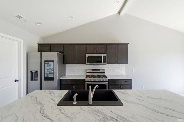 290 Brescia Drive, Fort Wayne, IN 46814
