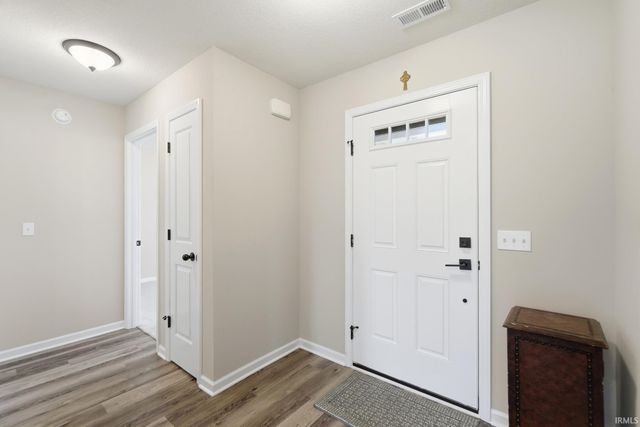 290 Brescia Drive, Fort Wayne, IN 46814