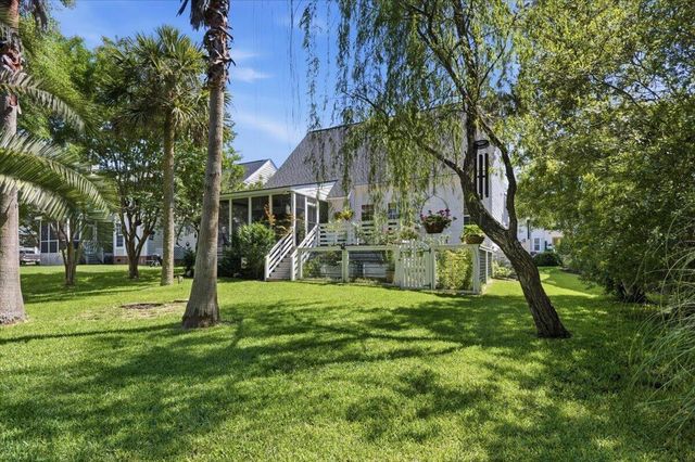 3148 Sonja Way, Mount Pleasant, SC 29466