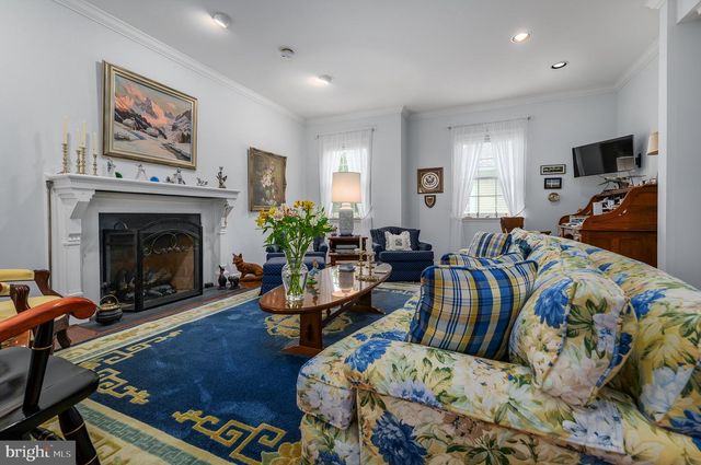 132 WINDGATE DR, Chester Springs, PA 19425