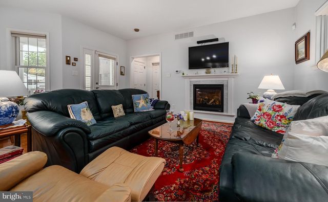 132 WINDGATE DR, Chester Springs, PA 19425