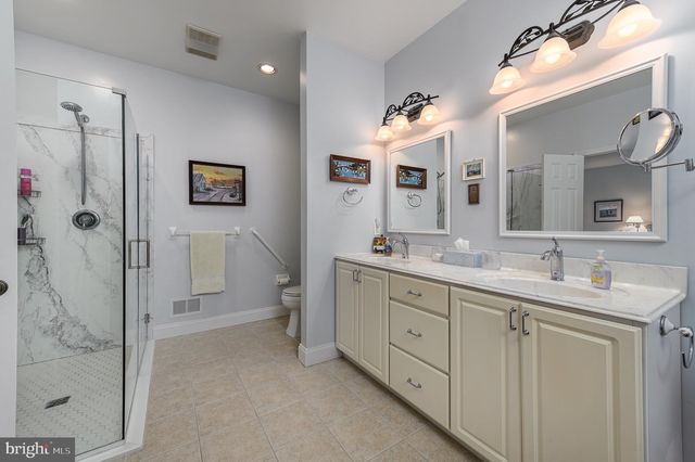 132 WINDGATE DR, Chester Springs, PA 19425