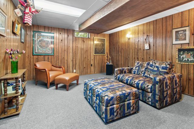 8486 Porter Place, Crown Point, IN 46307