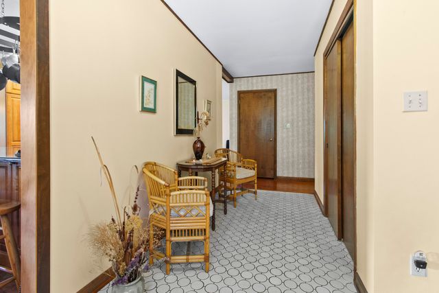 8486 Porter Place, Crown Point, IN 46307