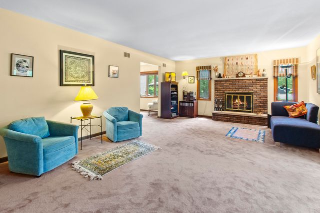 8486 Porter Place, Crown Point, IN 46307