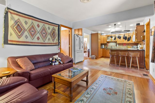 8486 Porter Place, Crown Point, IN 46307