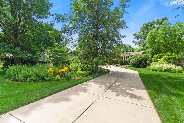8486 Porter Place, Crown Point, IN 46307