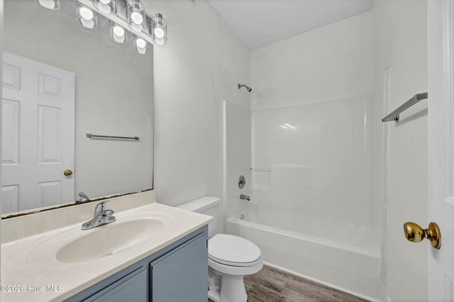 733 Bragg Drive Apt A, Wilmington, NC 28412