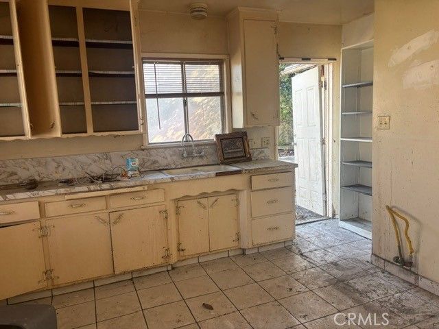 10624 Downey, Downey, CA 90241