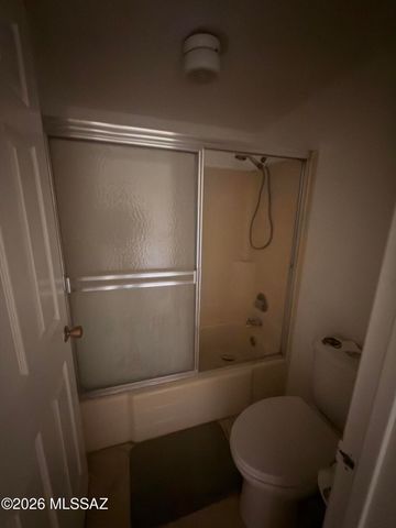 922 N Chrysler Dr Apt 6, Tucson, AZ 85716
