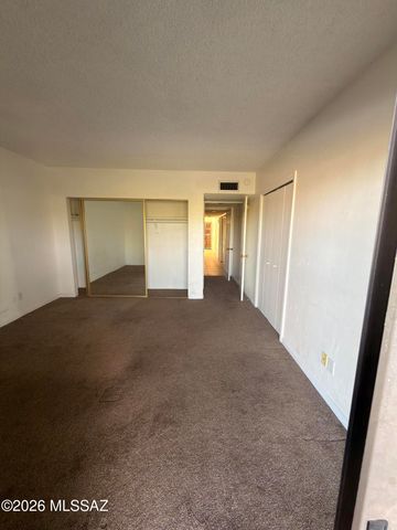922 N Chrysler Dr Apt 6, Tucson, AZ 85716