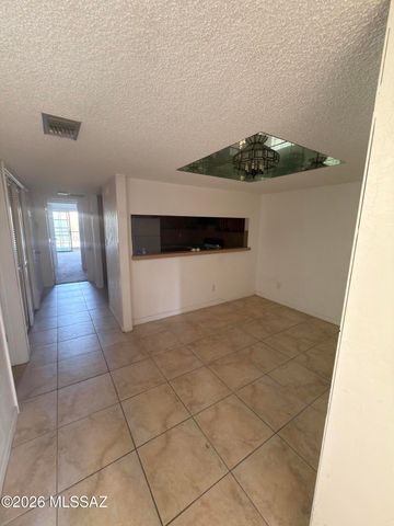 922 N Chrysler Dr Apt 6, Tucson, AZ 85716
