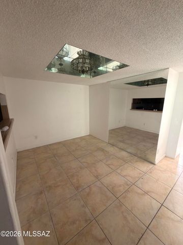 922 N Chrysler Dr Apt 6, Tucson, AZ 85716
