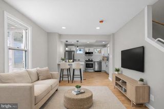 852 50TH PL NE, Washington, DC 20019