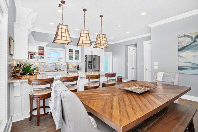 1335 Emerald Drive, Crystal Beach, TX 77650