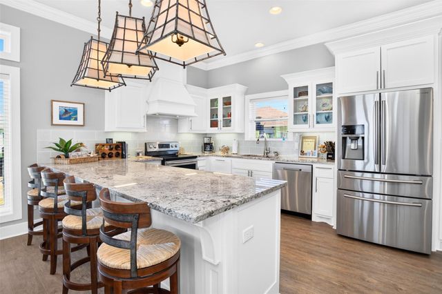 1335 Emerald Drive, Crystal Beach, TX 77650