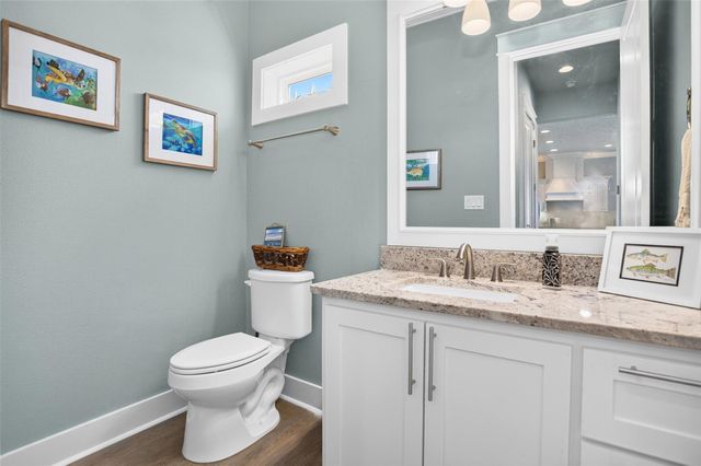1335 Emerald Drive, Crystal Beach, TX 77650