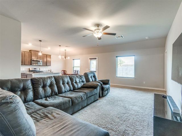 1000 NW 3rd Street, Newcastle, OK 73065