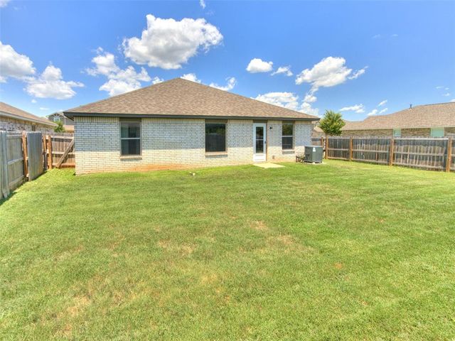 1000 NW 3rd Street, Newcastle, OK 73065