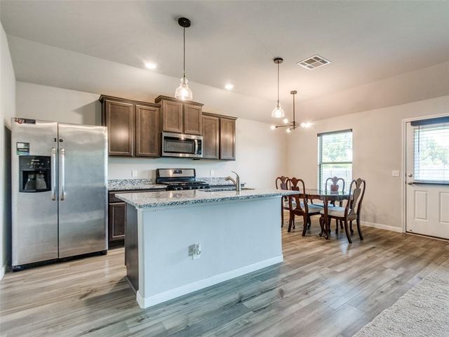 1000 NW 3rd Street, Newcastle, OK 73065