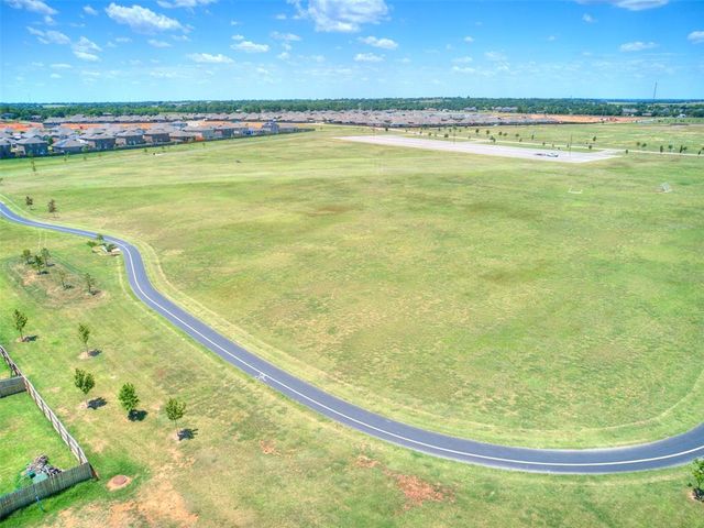 1000 NW 3rd Street, Newcastle, OK 73065