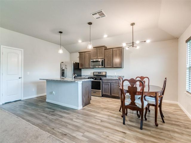 1000 NW 3rd Street, Newcastle, OK 73065