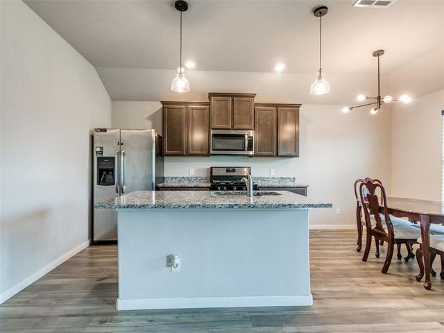 1000 NW 3rd Street, Newcastle, OK 73065