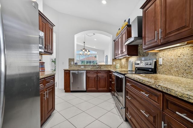 7116 Cataluna Circle, Delray Beach, FL 33446