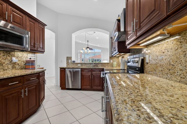 7116 Cataluna Circle, Delray Beach, FL 33446