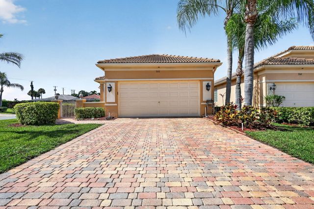 7116 Cataluna Circle, Delray Beach, FL 33446