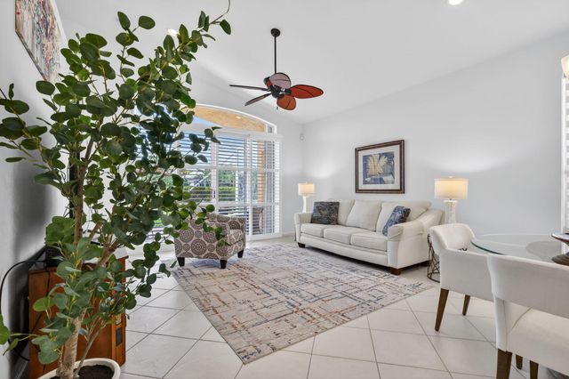 7116 Cataluna Circle, Delray Beach, FL 33446