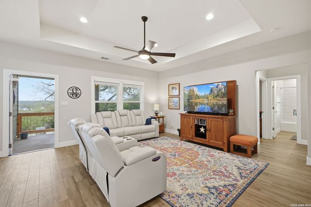 1244 Lasso, Canyon Lake, TX 78133