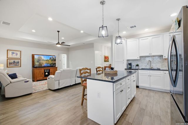 1244 Lasso, Canyon Lake, TX 78133