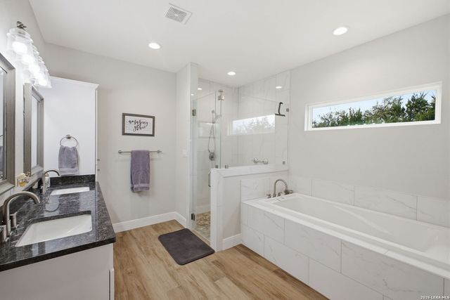 1244 Lasso, Canyon Lake, TX 78133