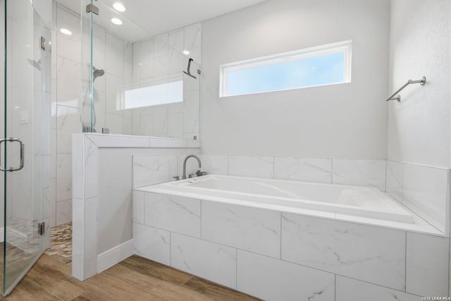 1244 Lasso, Canyon Lake, TX 78133