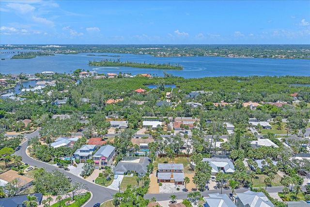 4859 COMMONWEALTH DRIVE, Sarasota, FL 34242