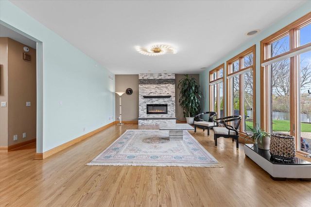1218 5 Mile ROAD, Racine, WI 53402