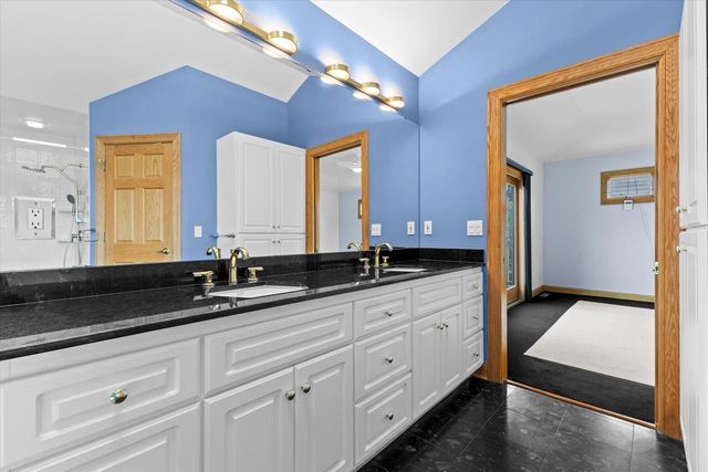 1218 5 Mile ROAD, Racine, WI 53402