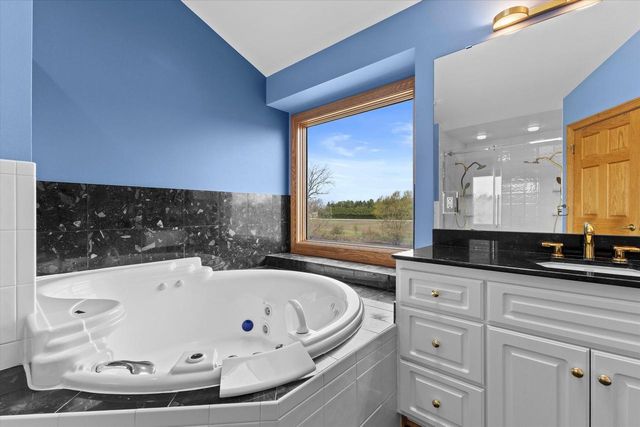 1218 5 Mile ROAD, Racine, WI 53402