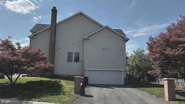 7601 ANAMOSA WAY, Derwood, MD 20855